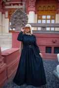 Dress queen